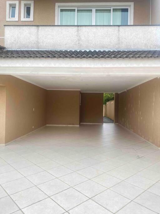 Sobrado Espacoso Em Santa Felicidade Curitiba Exteriér fotografie